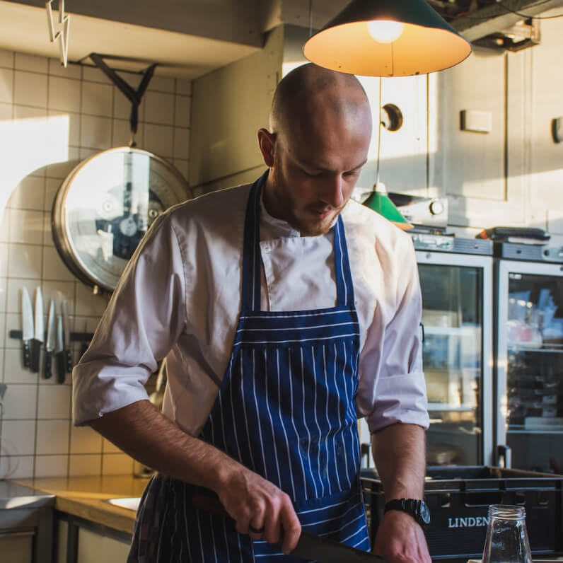 Олег Краснов